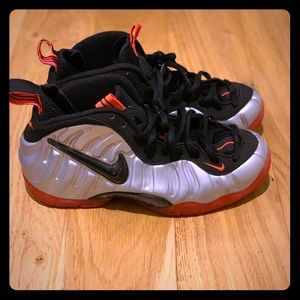 Nike Air Foamposite Pro “Crimson”